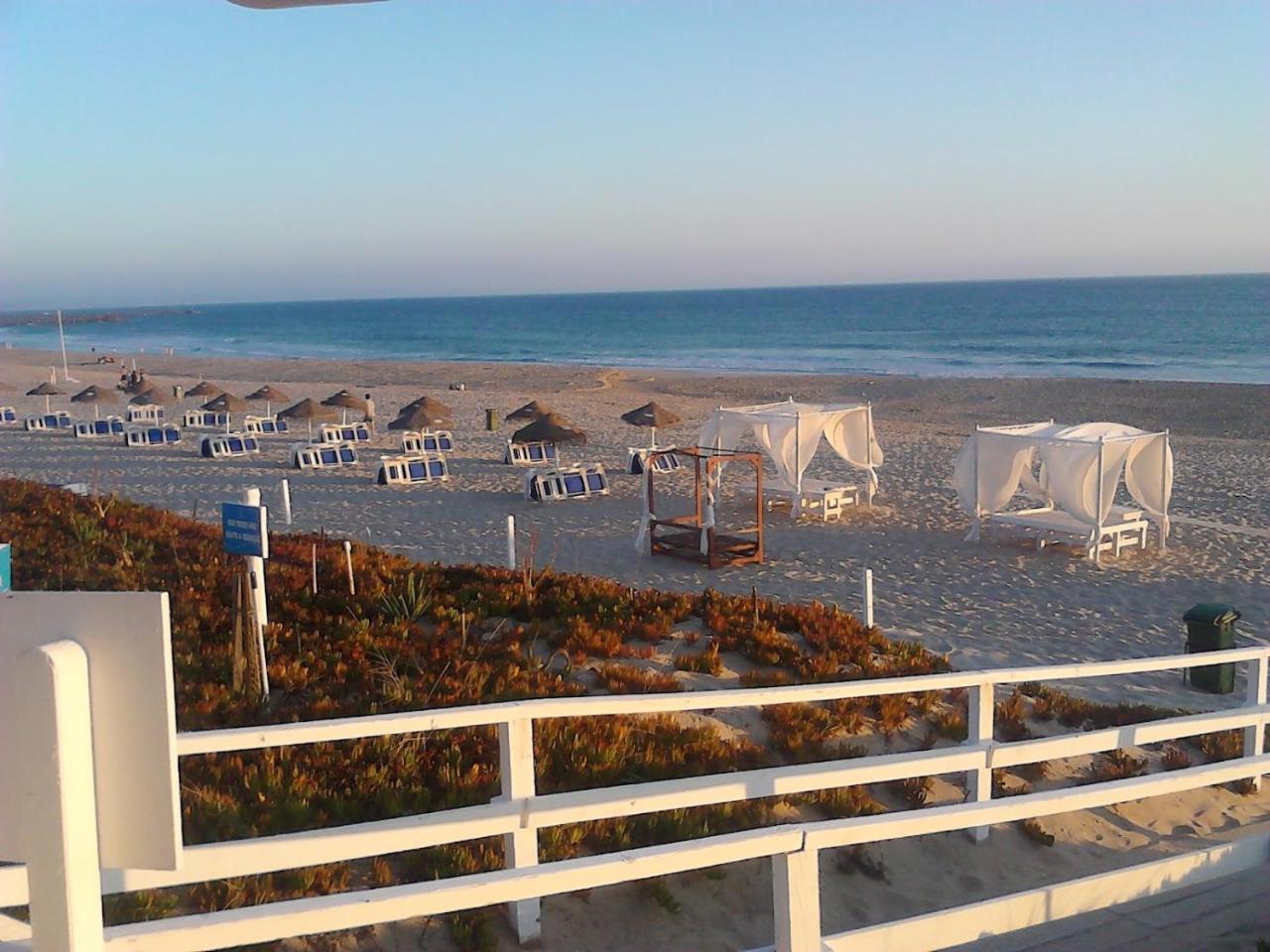 Lisbon Beach Apartments 1 Costa de Caparica Luaran gambar